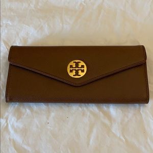 Tory Burch wallet/clutch